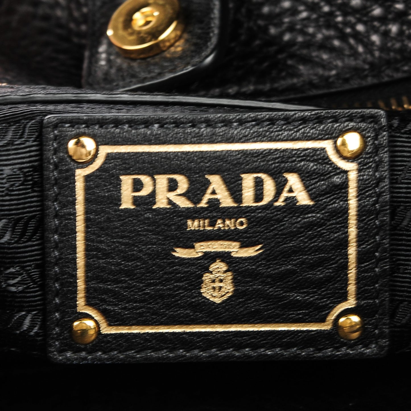 Vitello Daino Double Pocket Shoulder Bag Nero Black