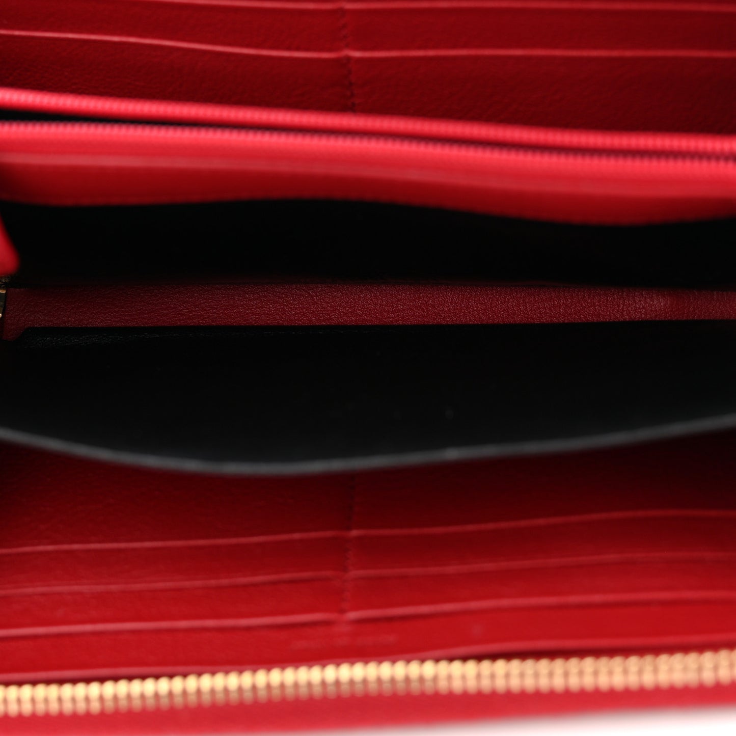 Chevre Belle De Jour Zip Around Wallet Rouge Orient