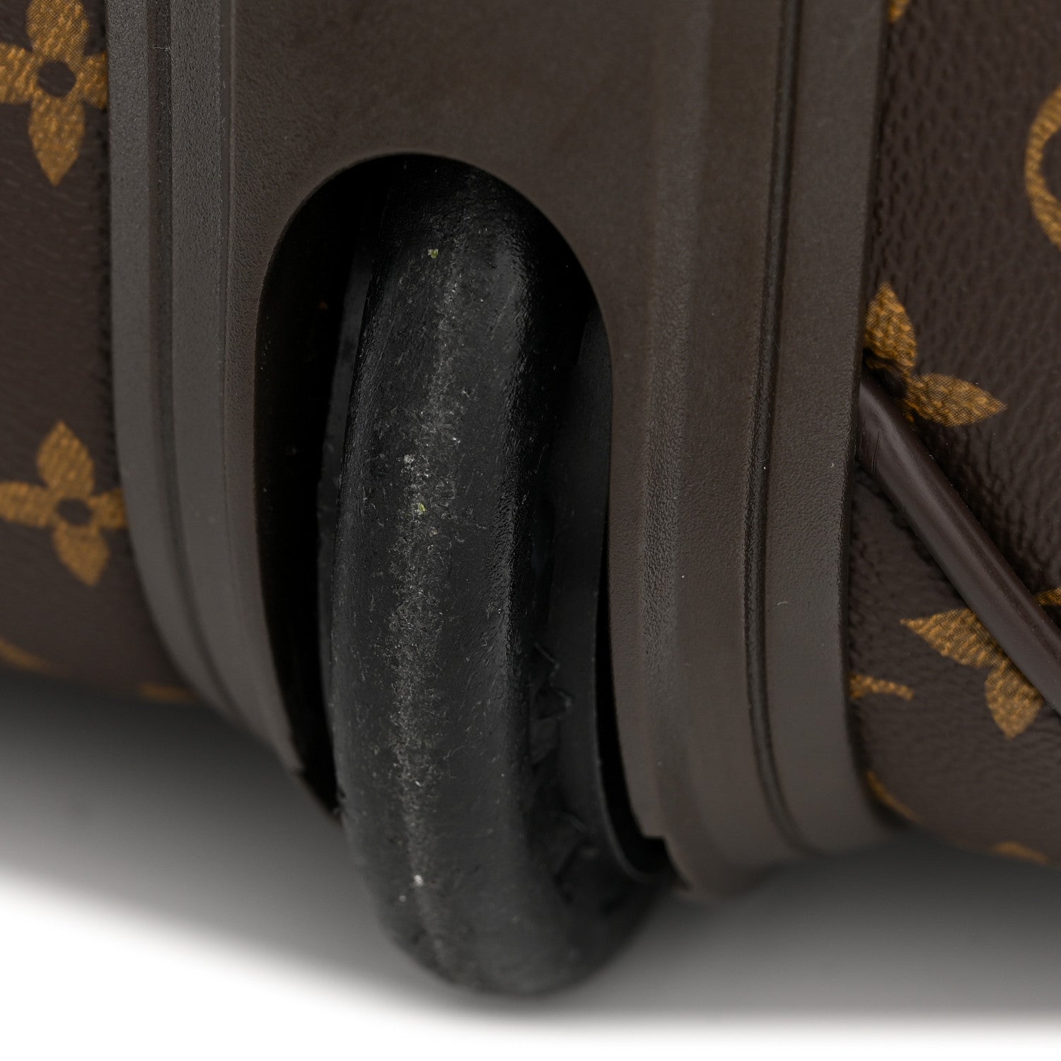 Louis Vuitton Monogram Pegase 70 10 of 12