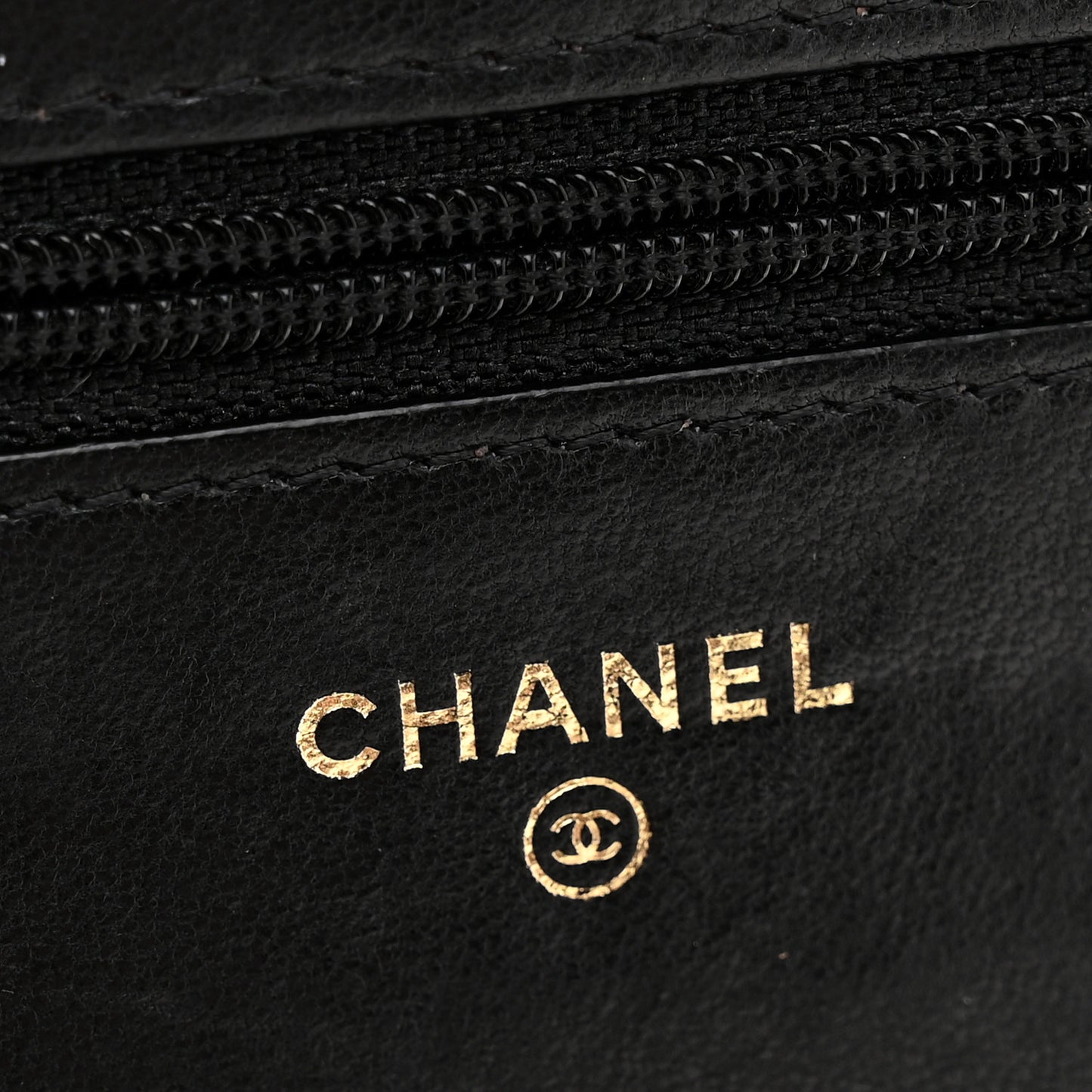 Lambskin Quilted Wallet On Chain WOC Black