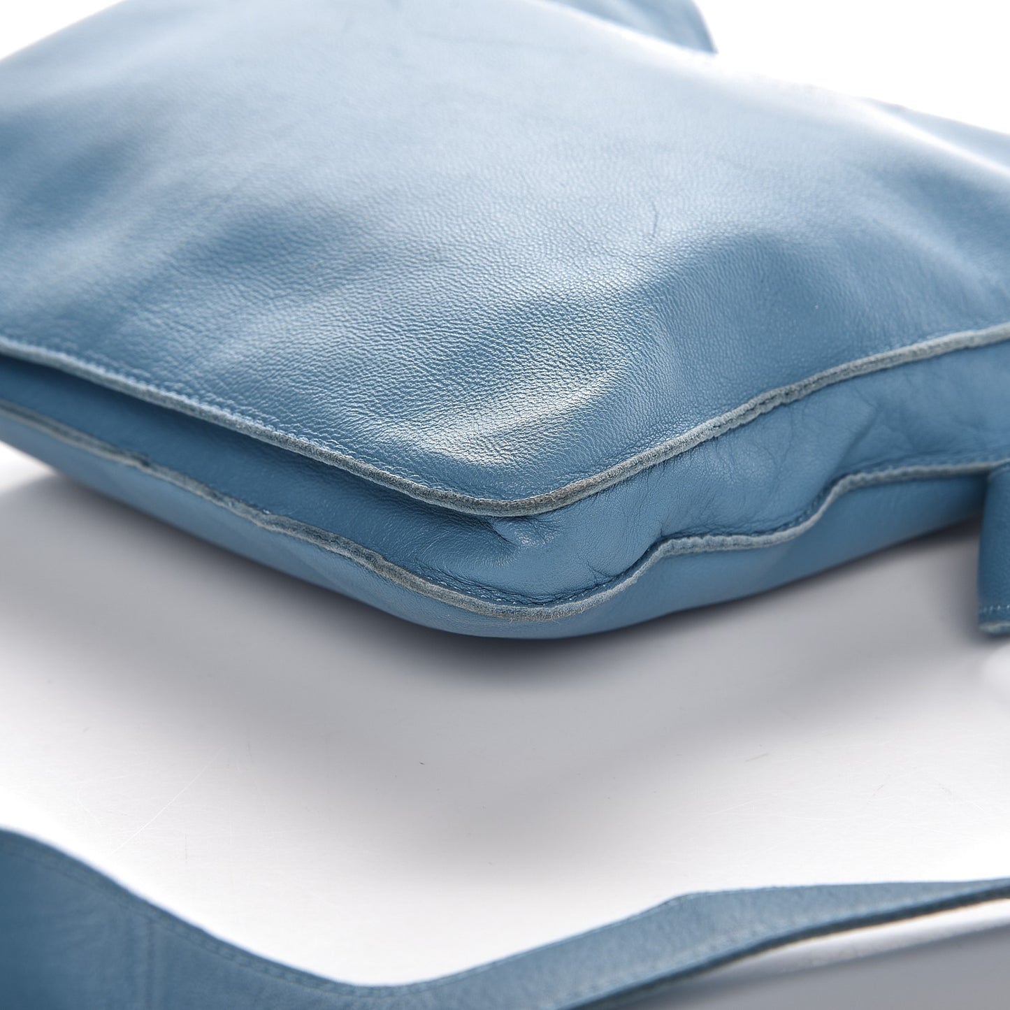 Lambskin Clou De Selle Pouch Blue Jean