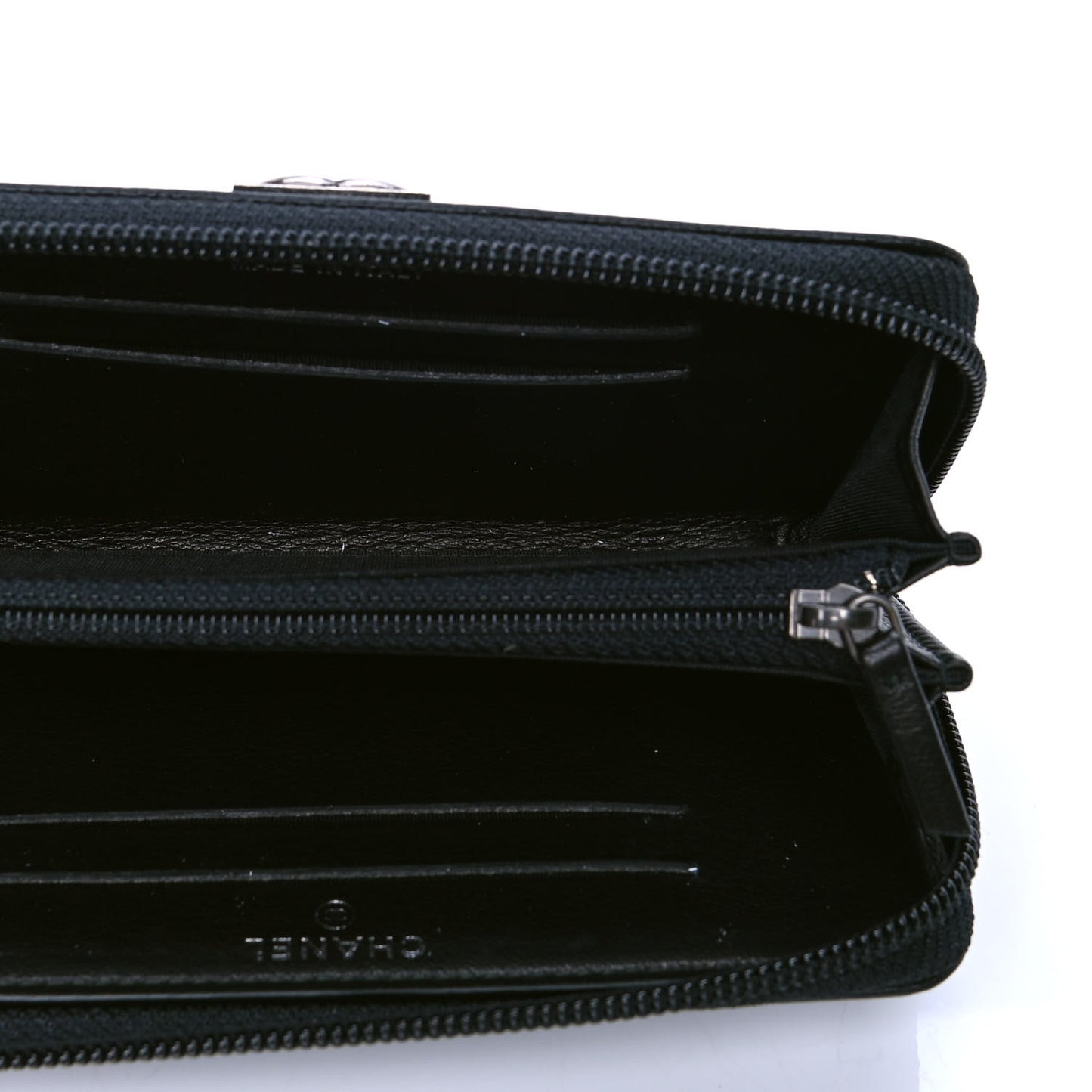 Caviar Quilted Small Boy Zip Around Wallet Black