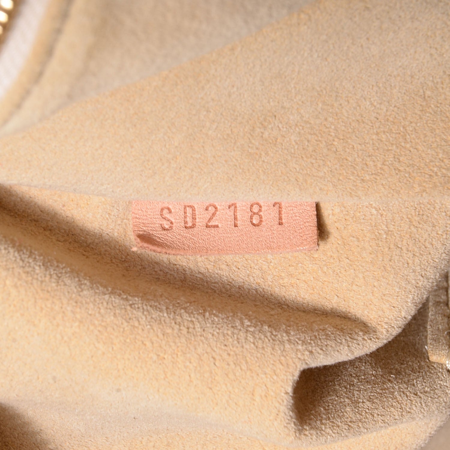 Louis Vuitton Damier Azur Evora GM 7 of 8