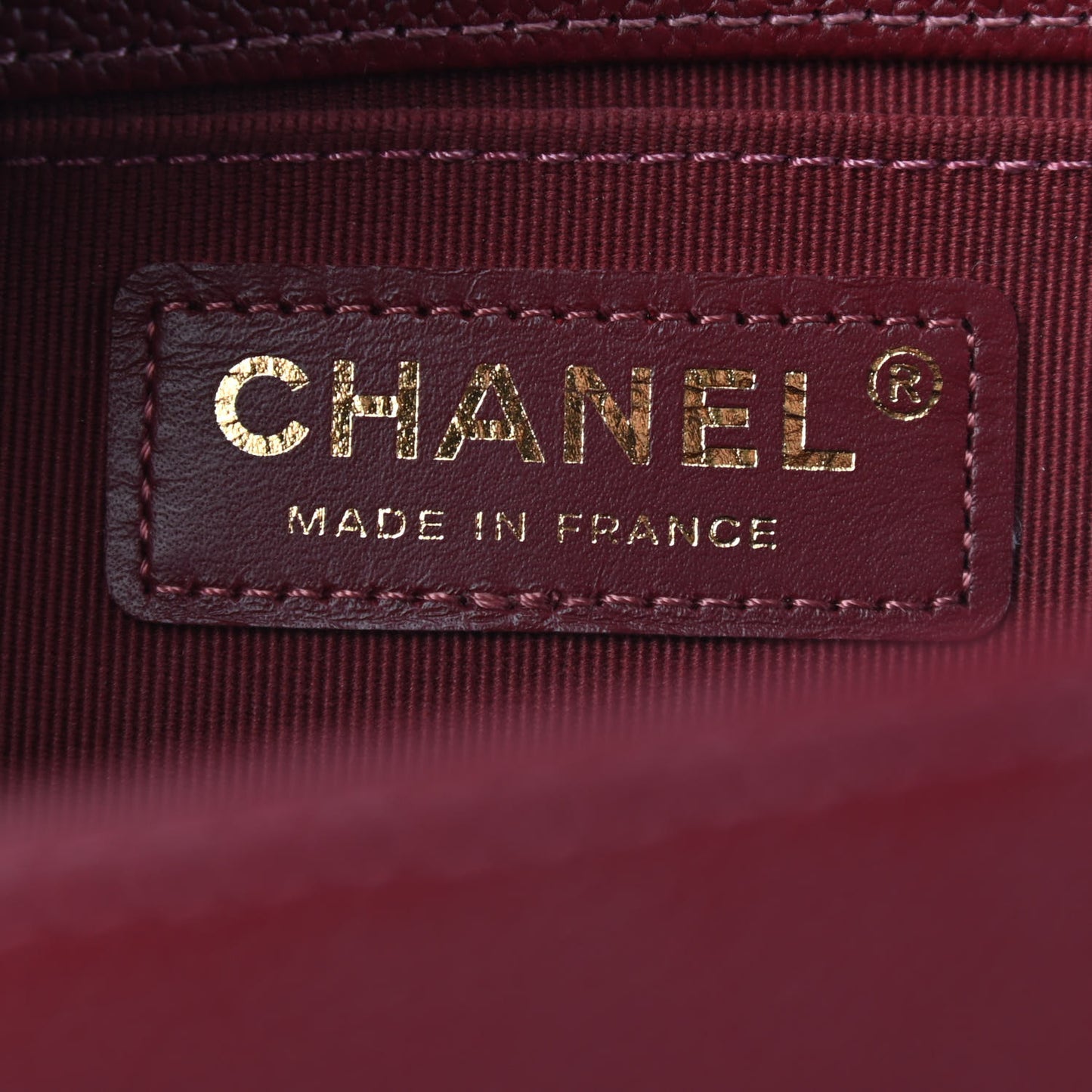 Caviar Quilted Medium Boy Flap Red