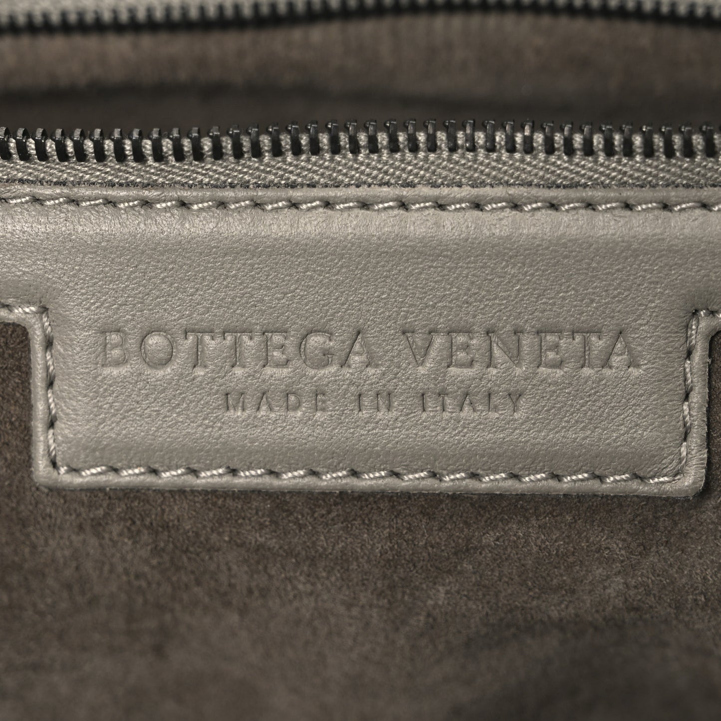 Nappa Intrecciato Nodini Crossbody Messenger Steel