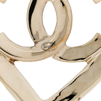 Chanel Metal CC Heart Coco In Love Hoop Earrings Gold 4 of 4