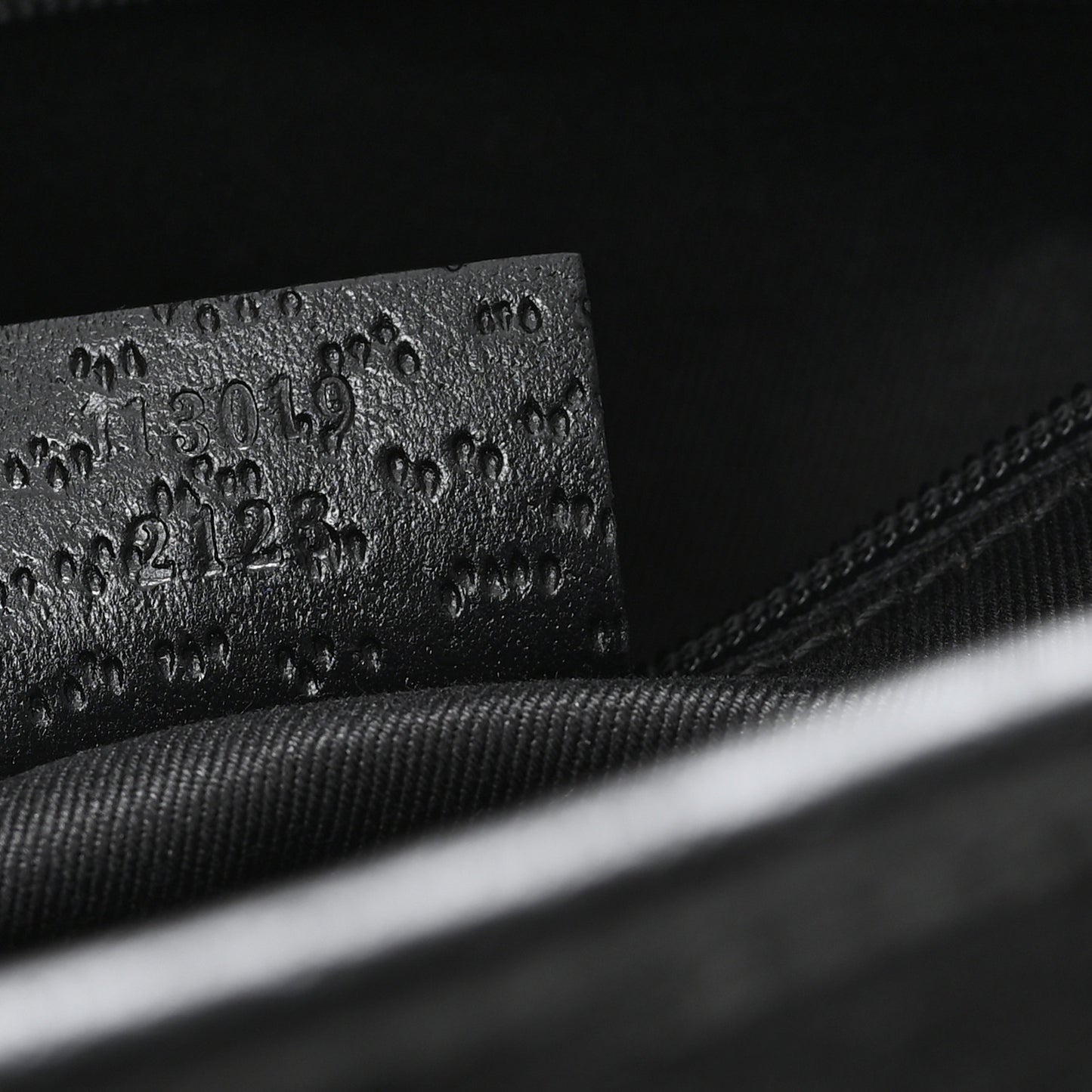 Monogram Medium Tote Black