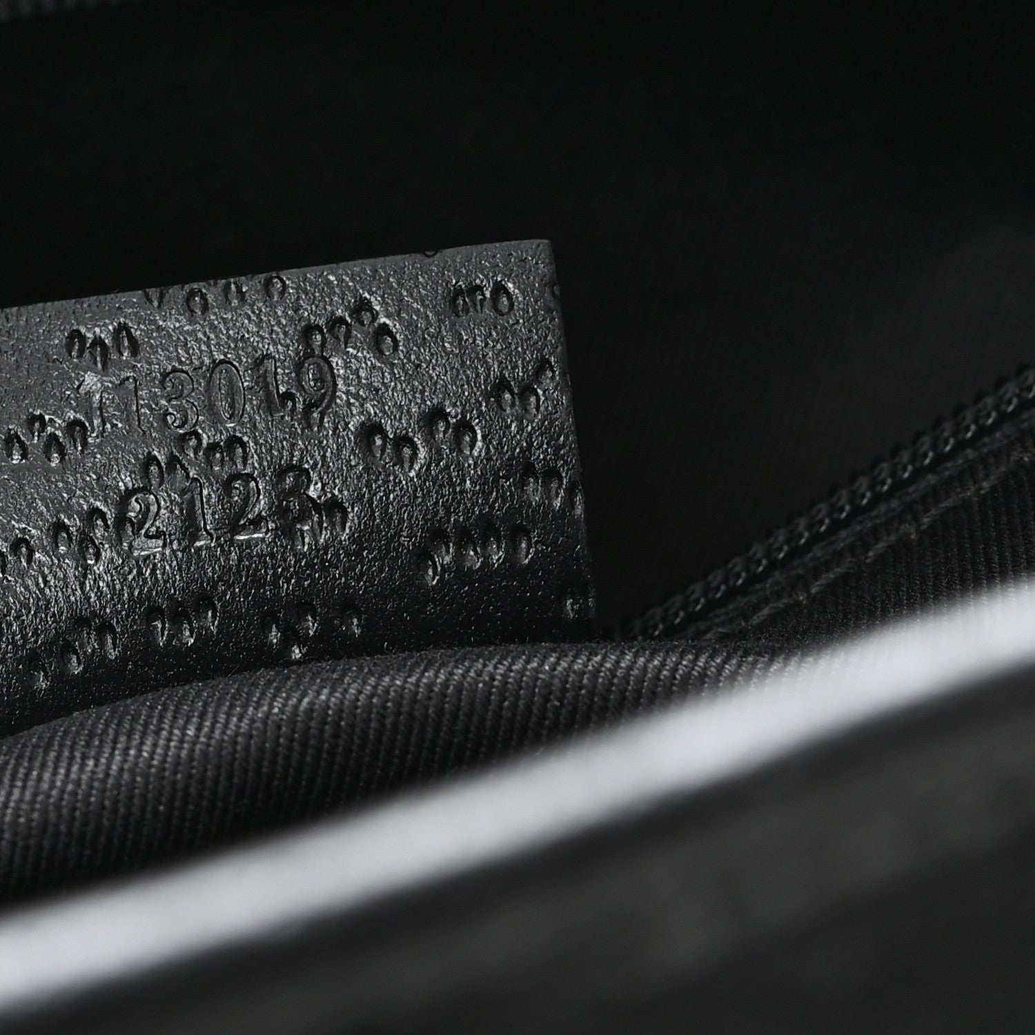 Gucci Monogram Medium Tote Black 7 of 10