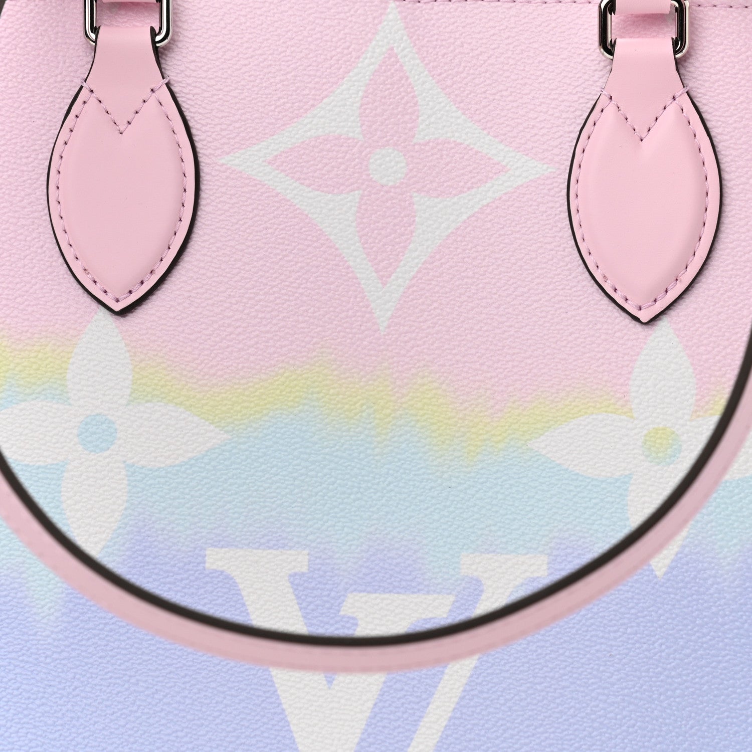 Louis Vuitton Monogram Escale Onthego GM Pastel 8 of 10