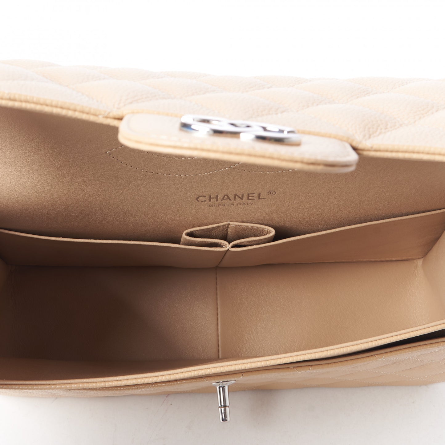 Caviar Quilted Jumbo Double Flap Beige Clair