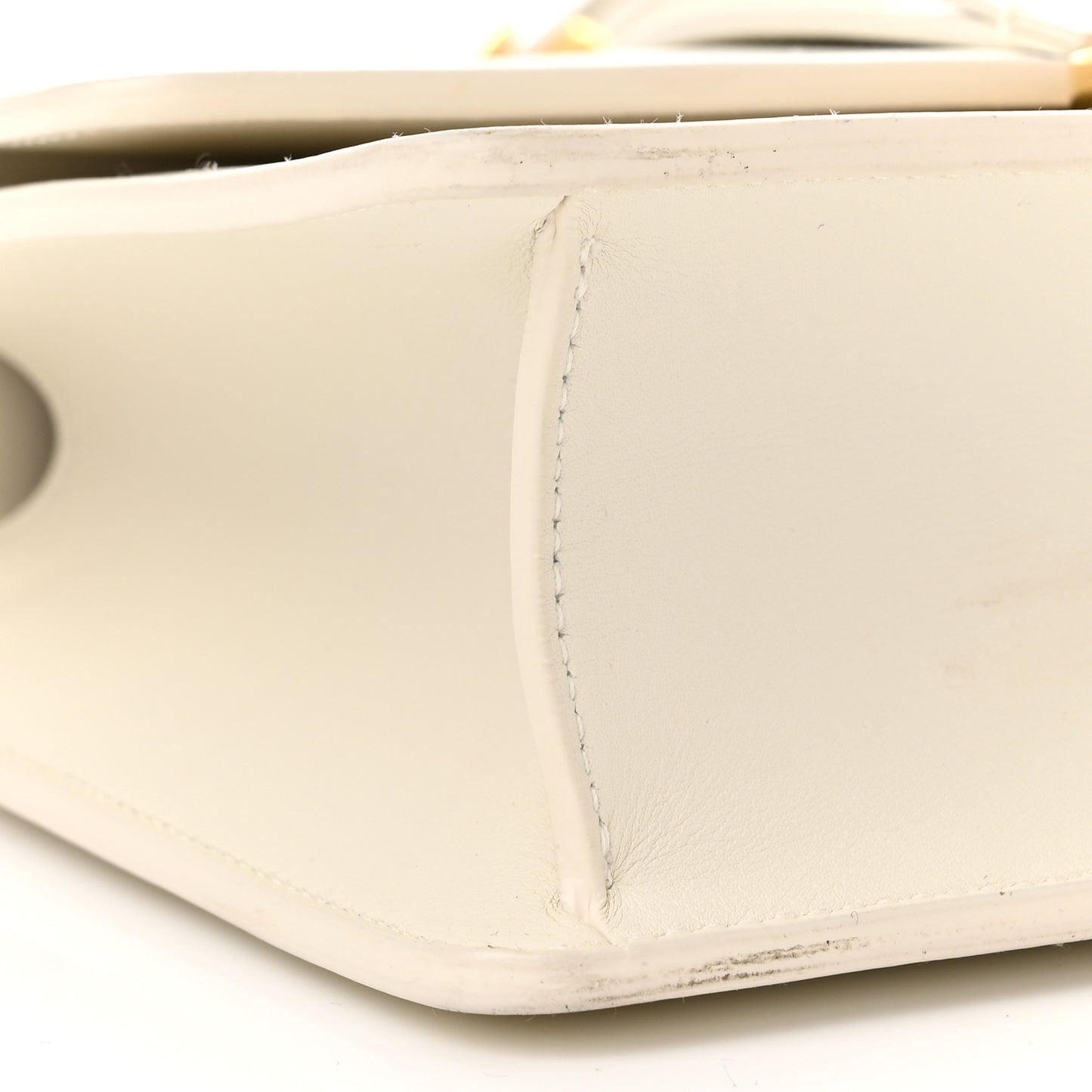 Box Calfskin 30 Montaigne Flap Bag Latte