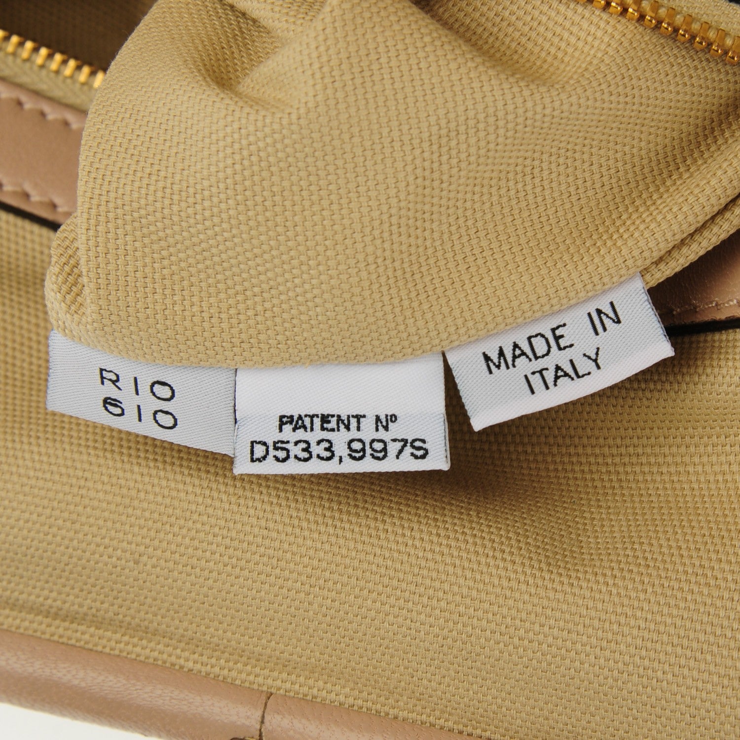 Marc Jacobs Lacquered Goatskin Quilted Stam Beige 7 of 7
