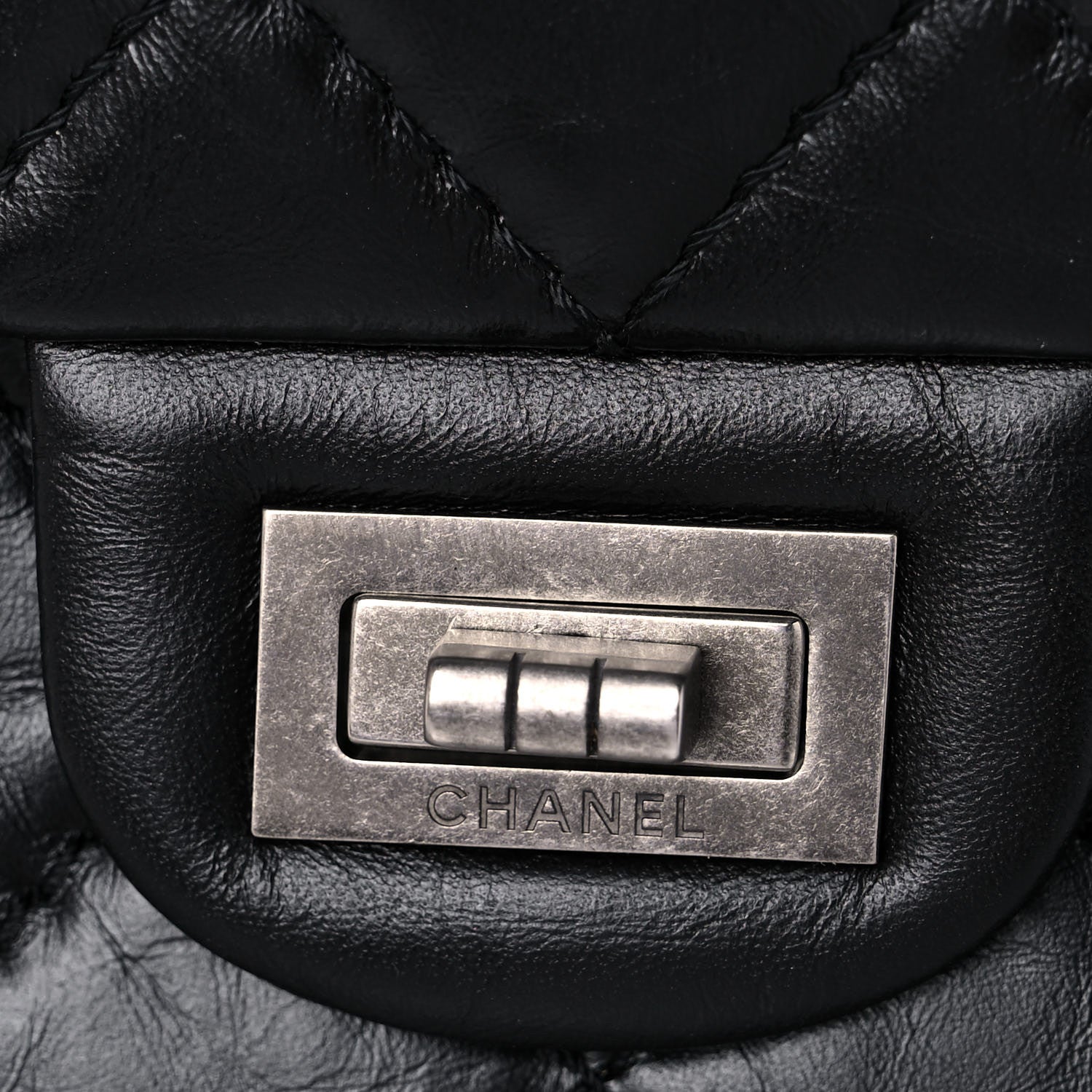Chanel Aged Calfskin Quilted 2.55 Reissue 226 Flap Black 17 of 18