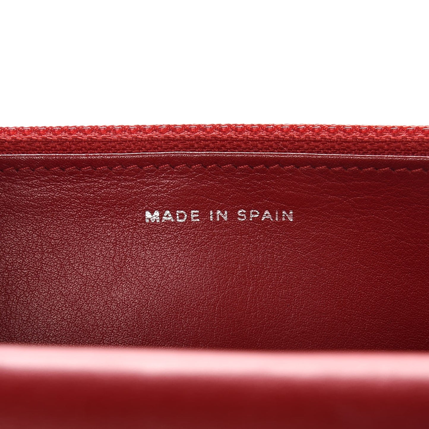 Patent Quilted Wallet On Chain WOC Red