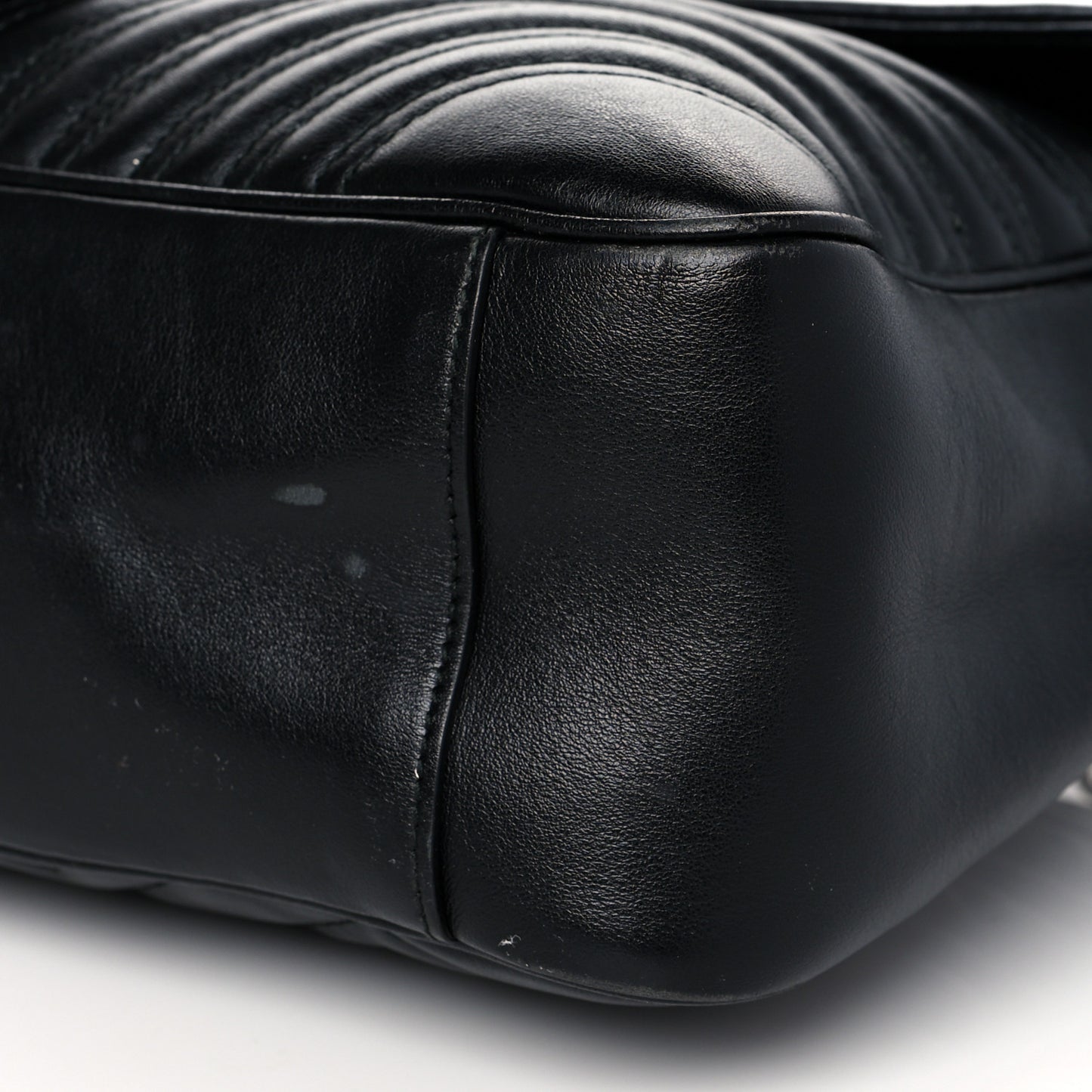 Calfskin Matelasse Large GG Marmont Shoulder Bag Black