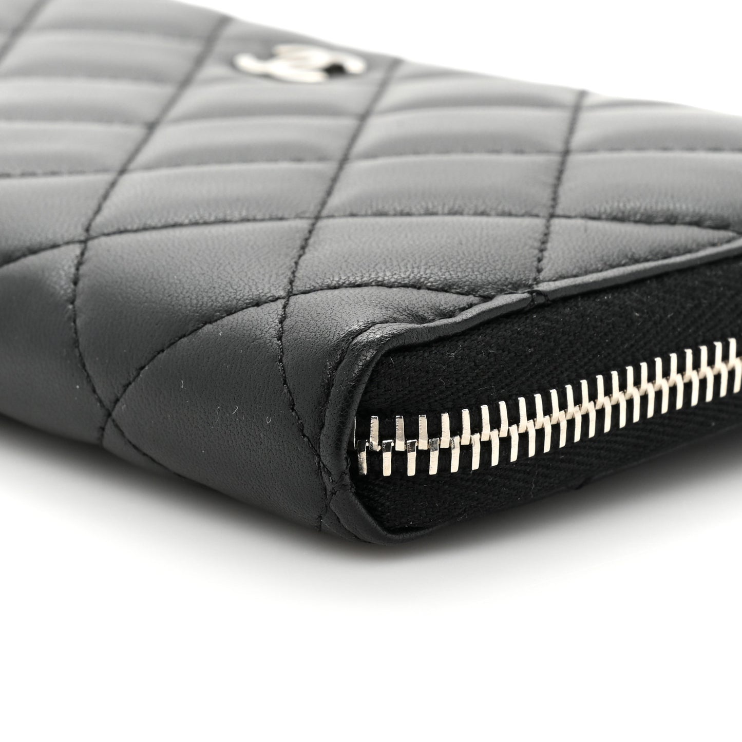 Lambskin Quilted Large Gusset Zip Around Wallet Black