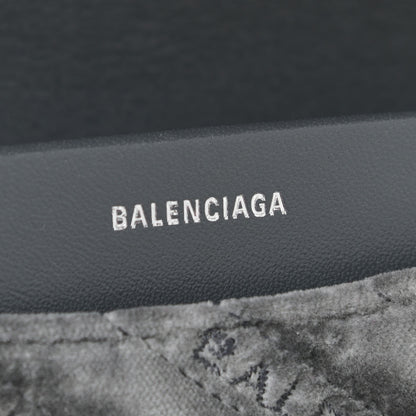 Balenciaga Velvet Charms Logo Matelasse M BB Round Shoulder Bag Gris 8 of 10