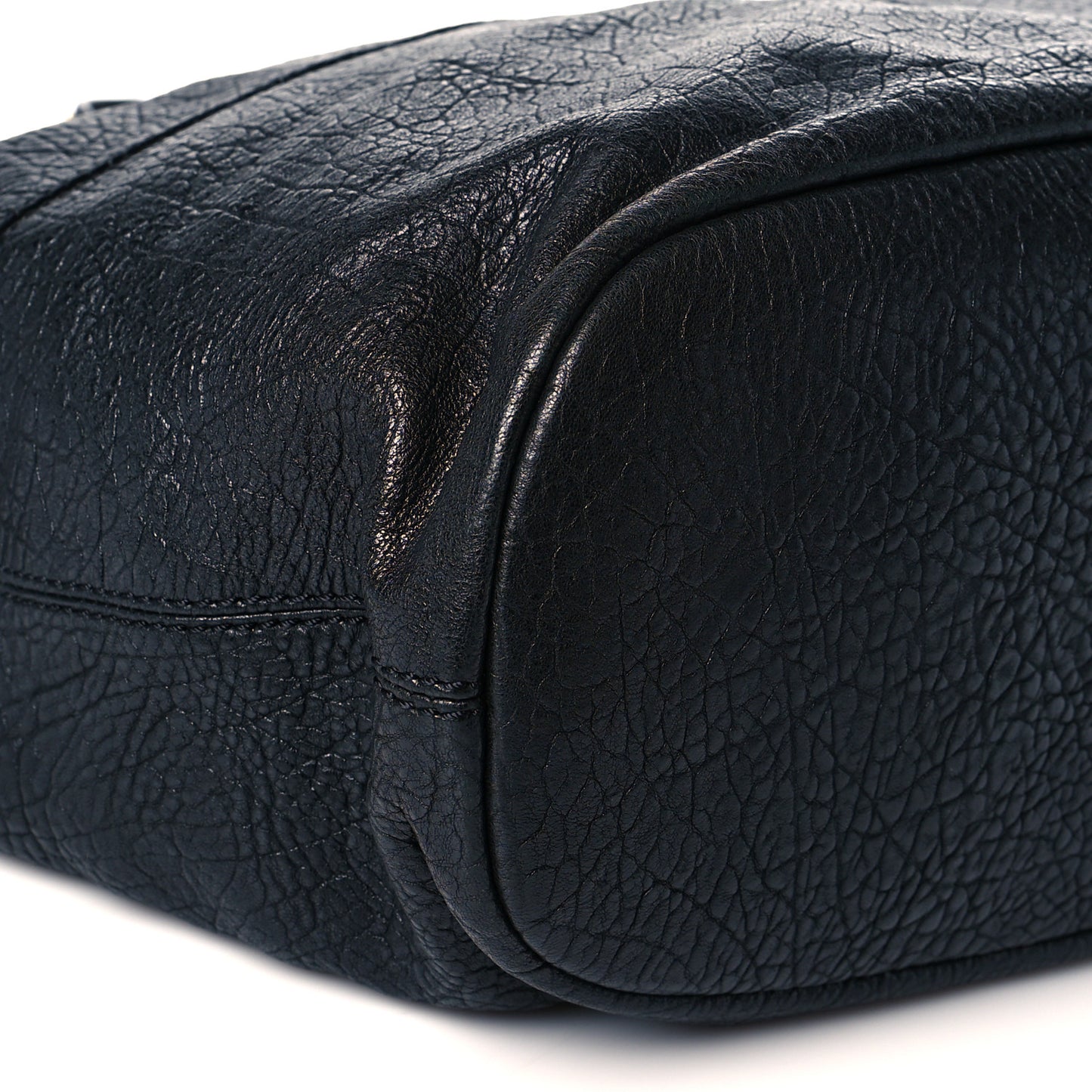 Pebbled Lambskin Zip Animation Medium Nightingale Black