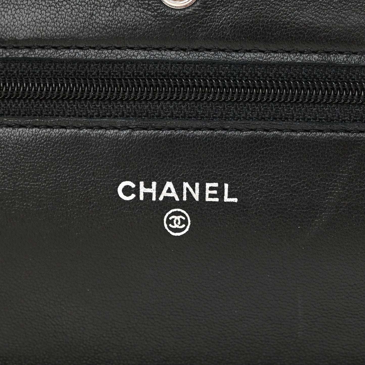 Lambskin Quilted Wallet On Chain WOC Black