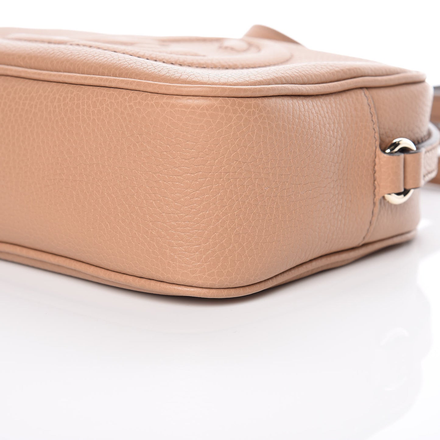 Pebbled Calfskin Small Soho Disco Bag Camelia