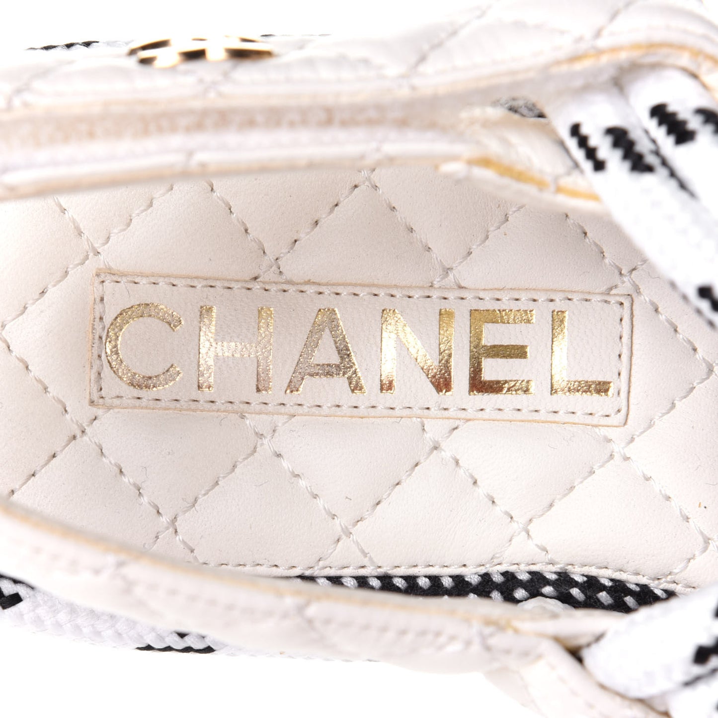 Cord Lambskin Quilted Logo Sandals 38 White Black