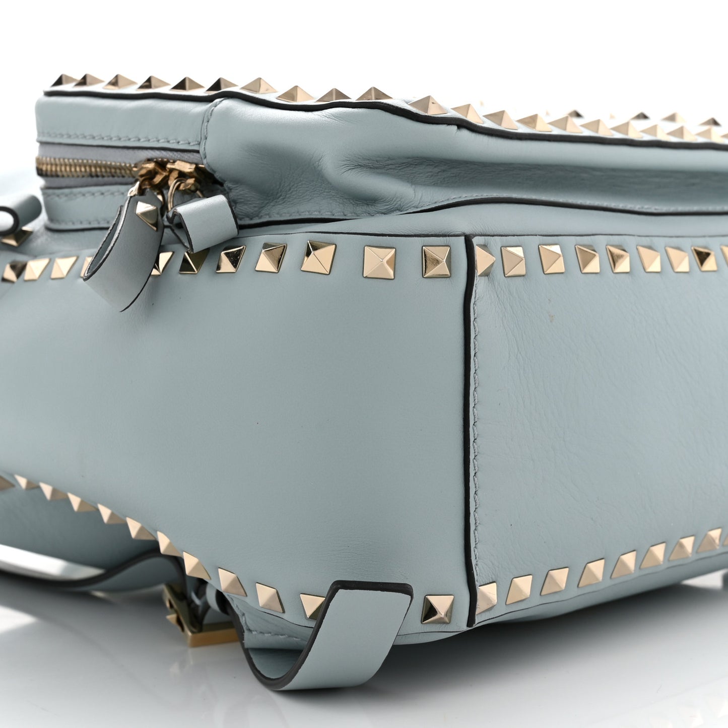 Vitello Medium Rockstud Backpack Sky Sorbet
