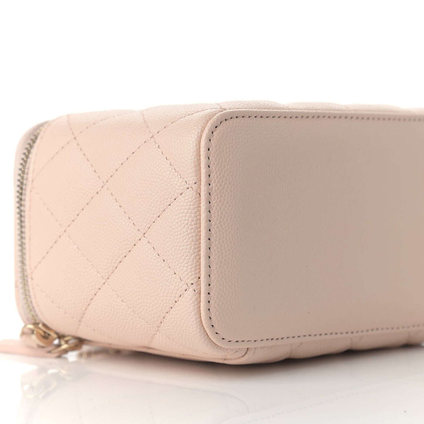 Caviar Quilted Small Vanity Case With Chain Light Beige