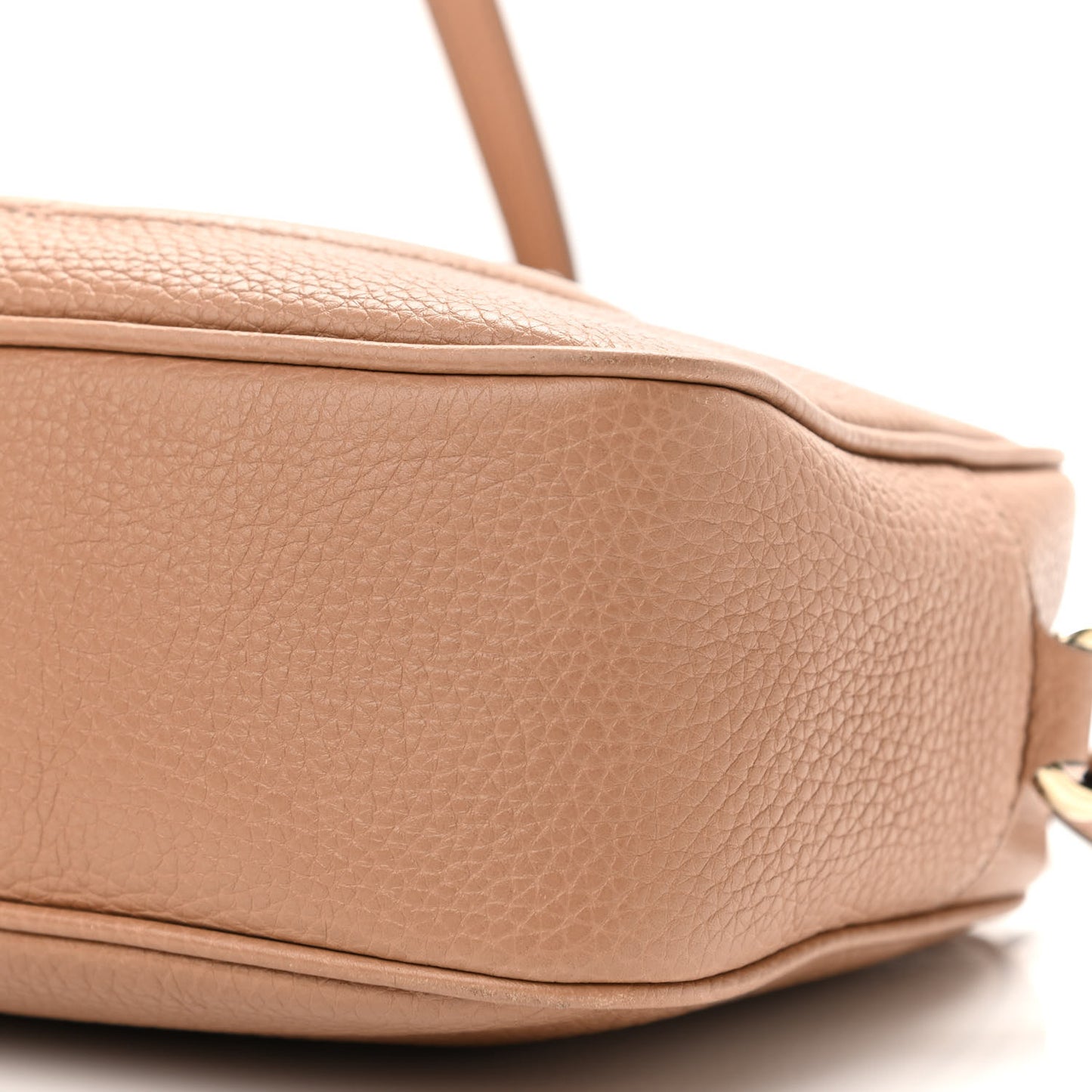 Pebbled Calfskin Small Soho Disco Bag Camelia