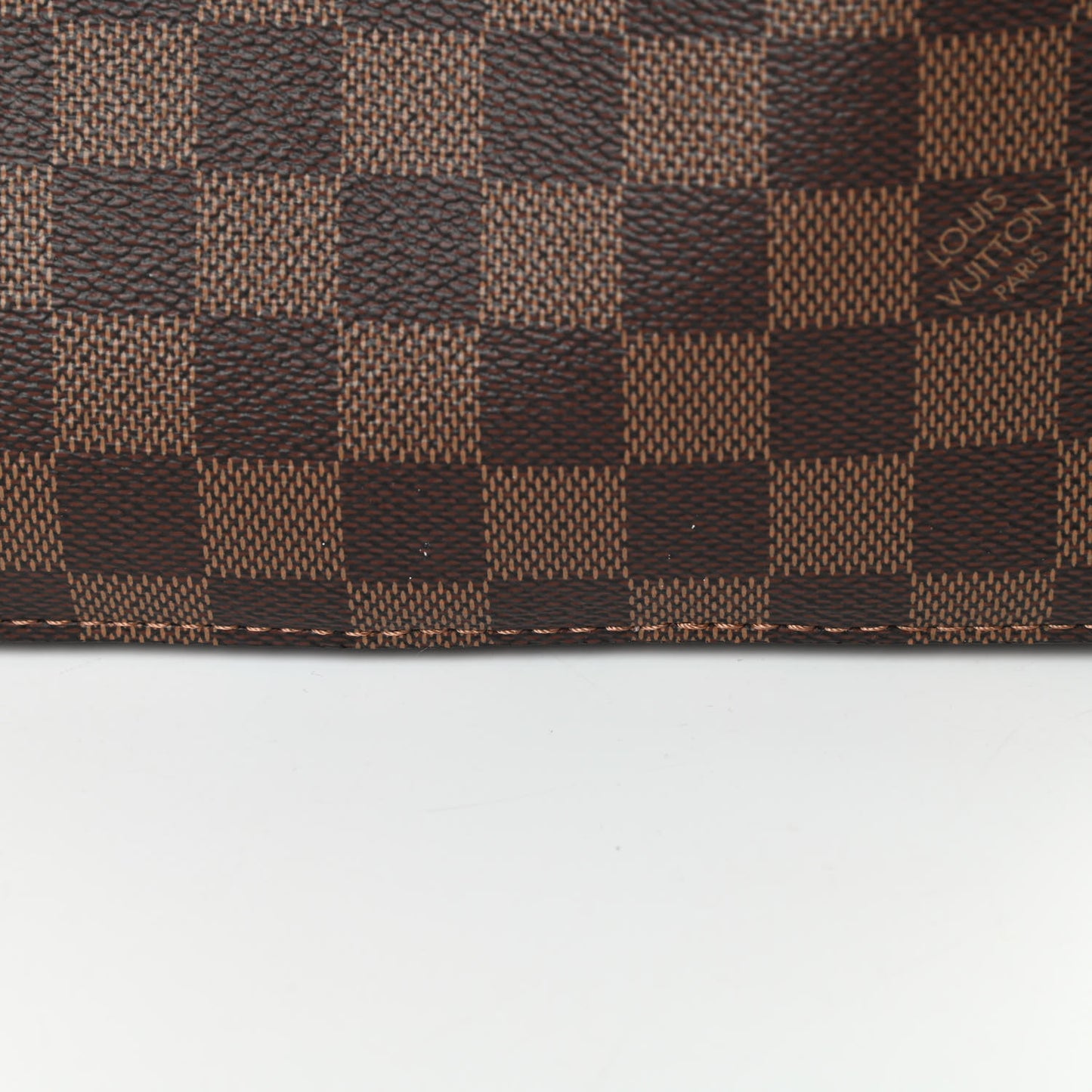Damier Ebene Neonoe MM Venus Pink