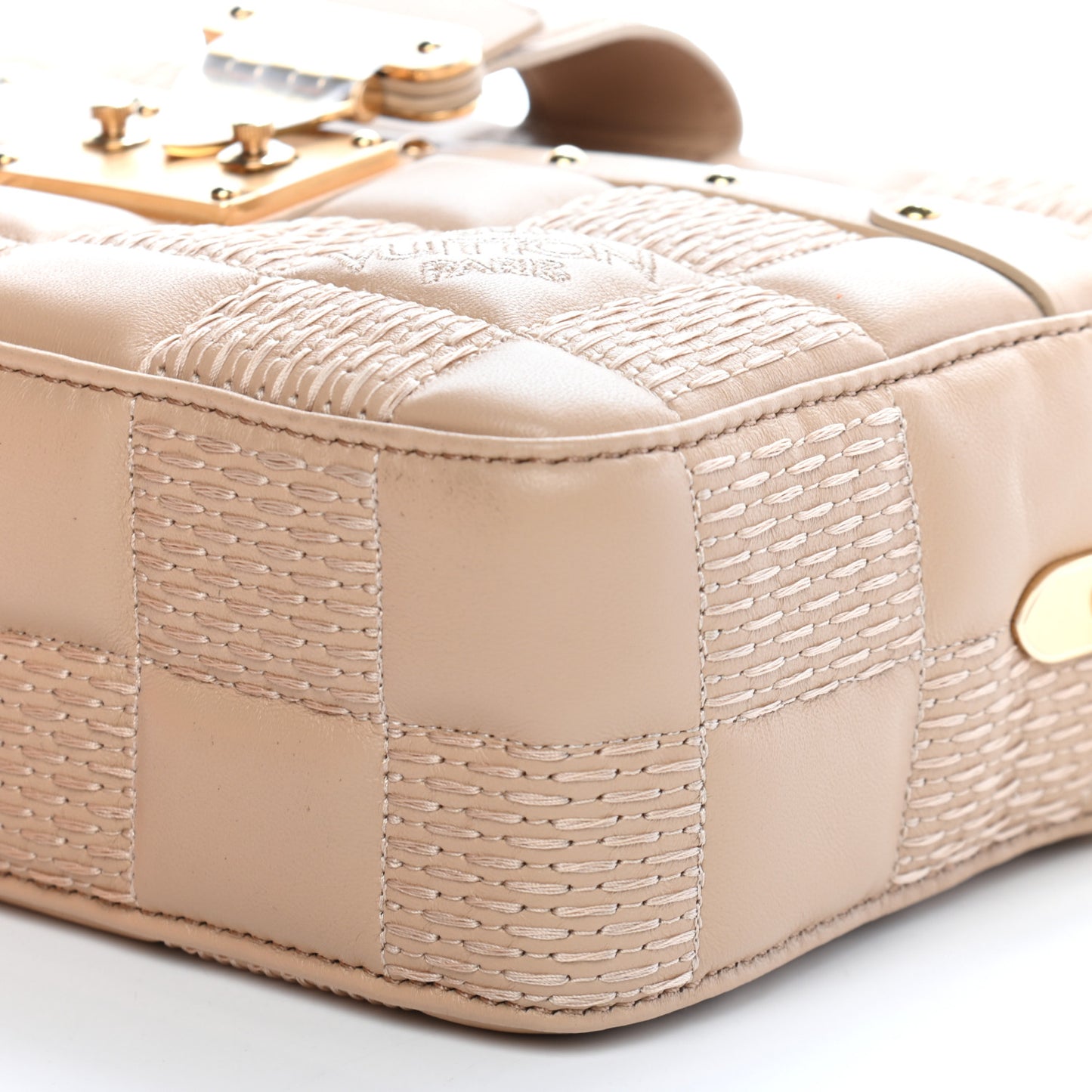 Lambskin Damier Quilt Troca MM Cashmere Beige