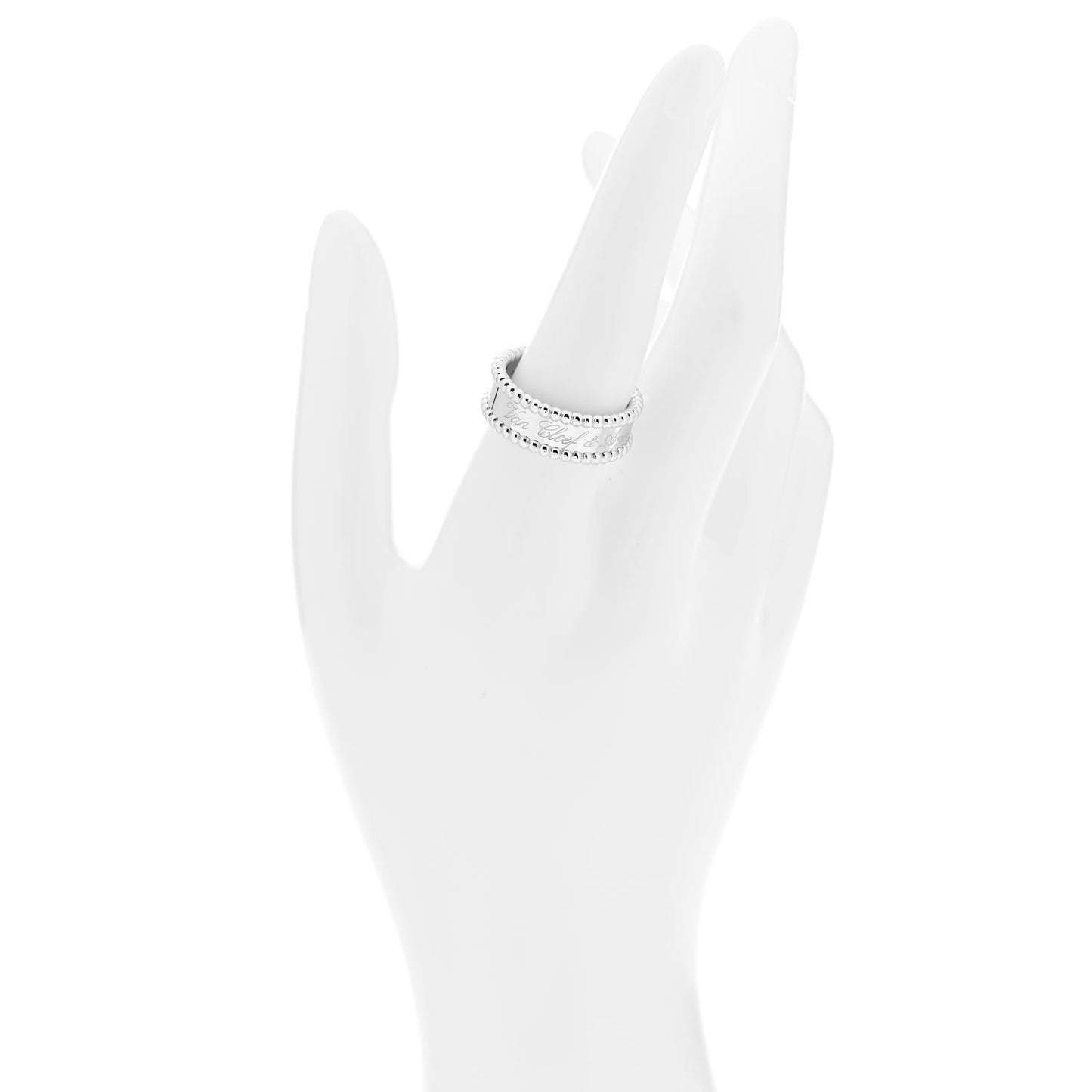 18K White Gold Perlee Signature Ring 58 8.25