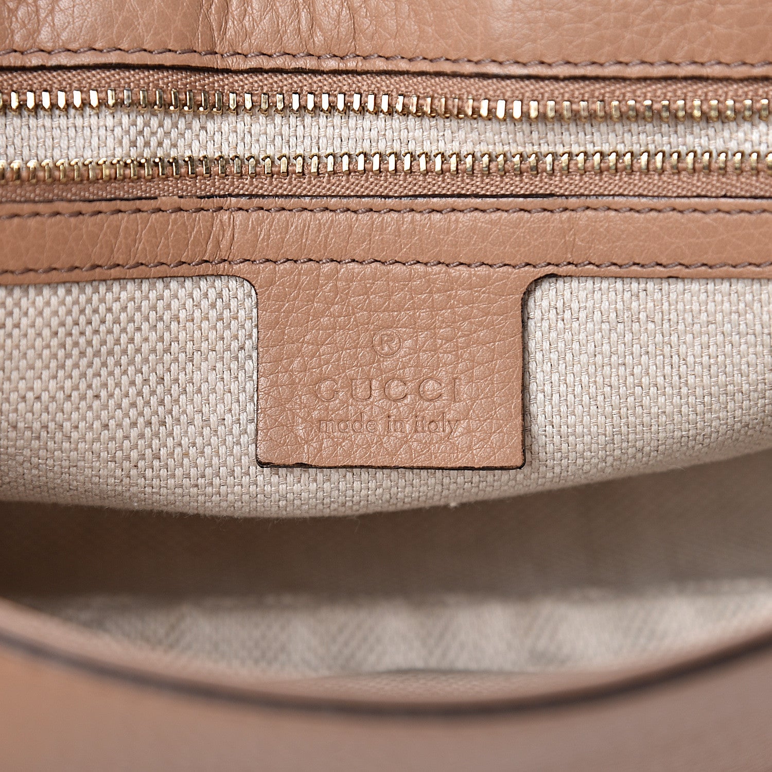 Gucci Pebbled Calfskin Medium Soho Flap Crossbody Camelia 6 of 20