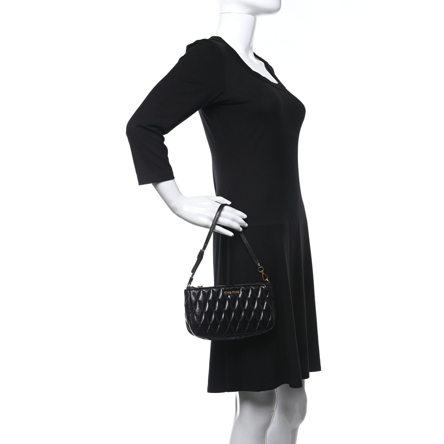 Vitello Shine Quilted Pochette Black