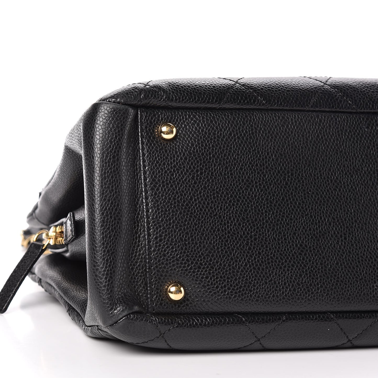 Caviar Quilted CC Timeless Soft Tote Black