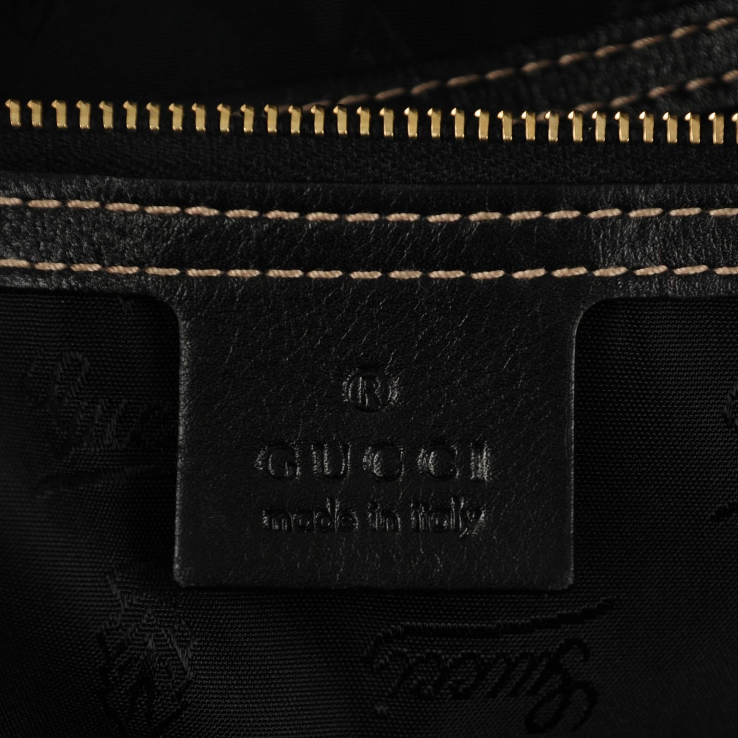 Dialux Britt Medium Boston Black