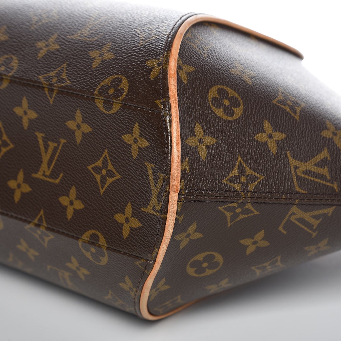 Monogram Ellipse MM