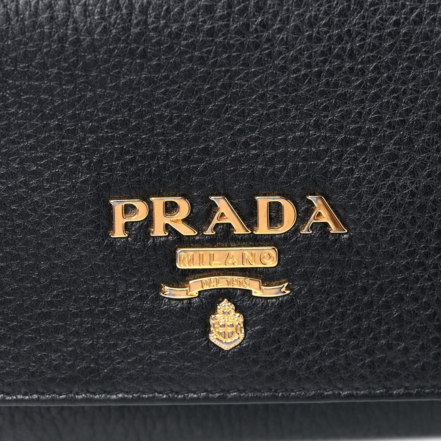 Vitello Daino Chain Wallet Black