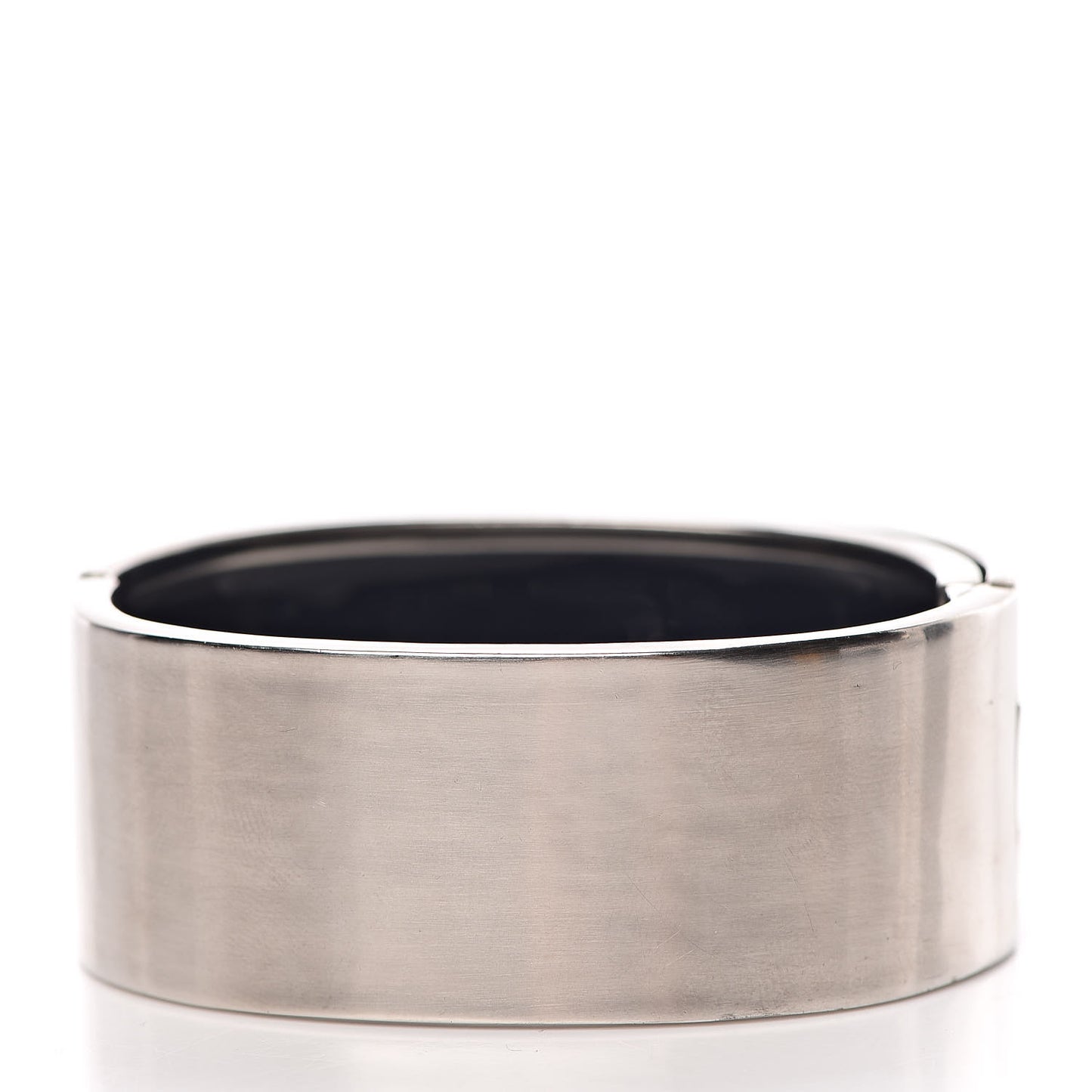 Metal Pearl CC Cuff Silver