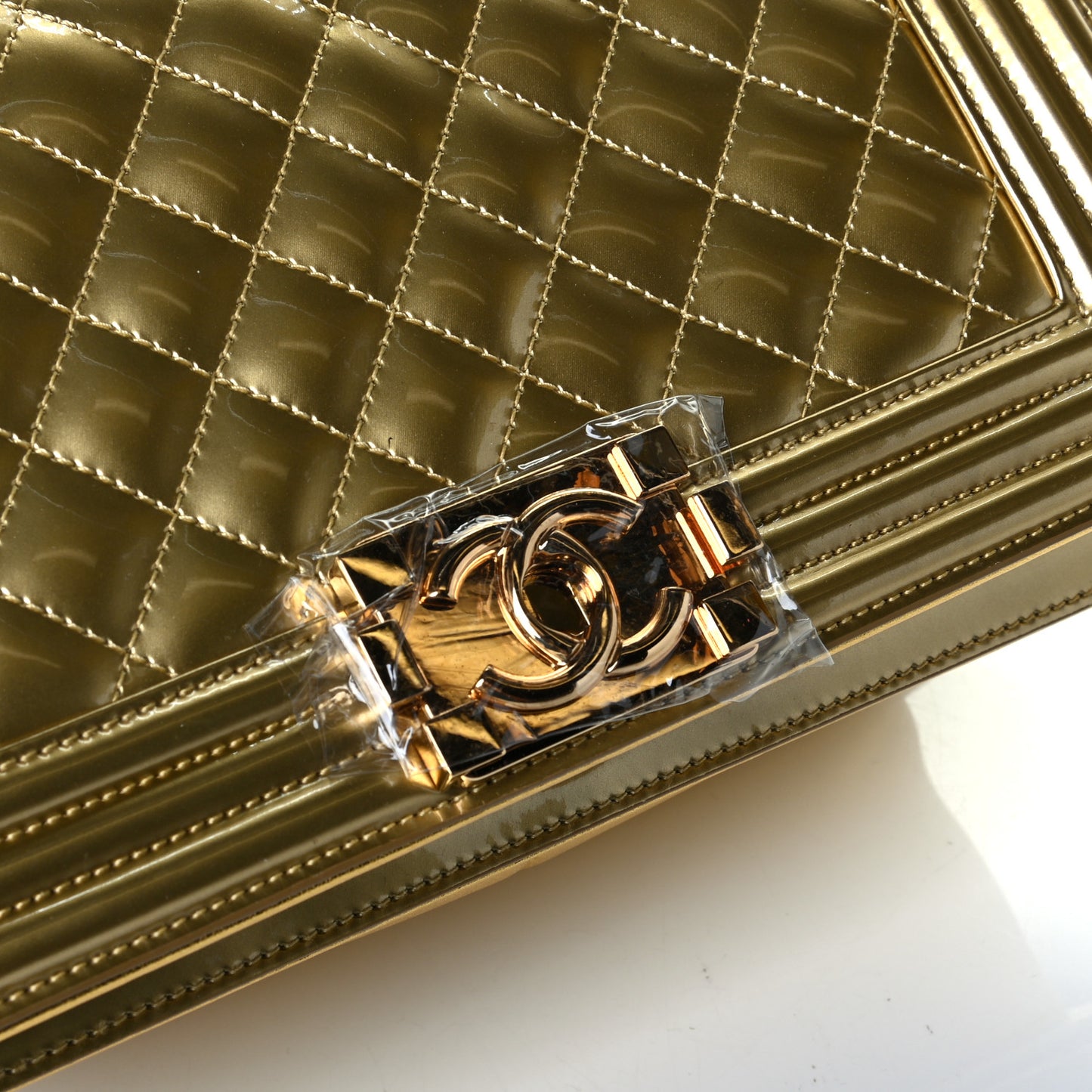 Metallic Patent Calfskin Quilted Medium Boy Flap Gold