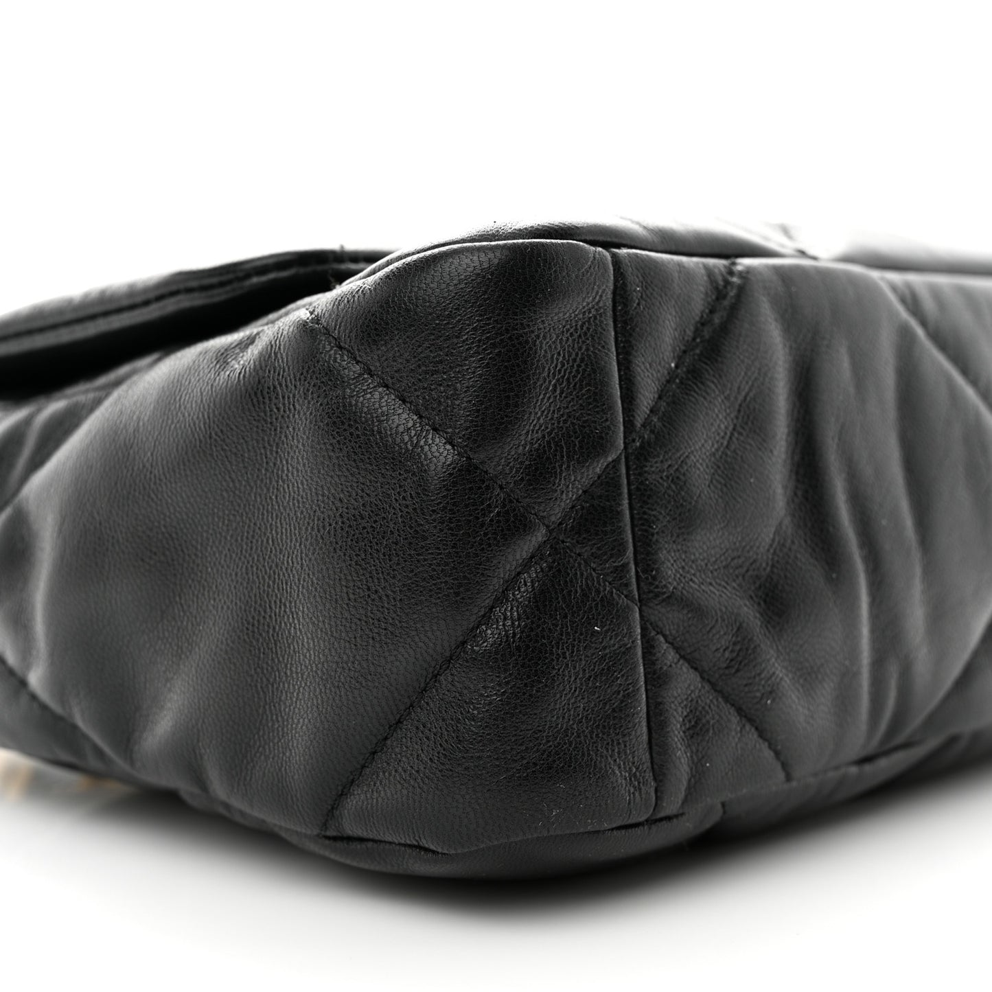 Goatskin Quilted Medium Chanel 19 Flap Black