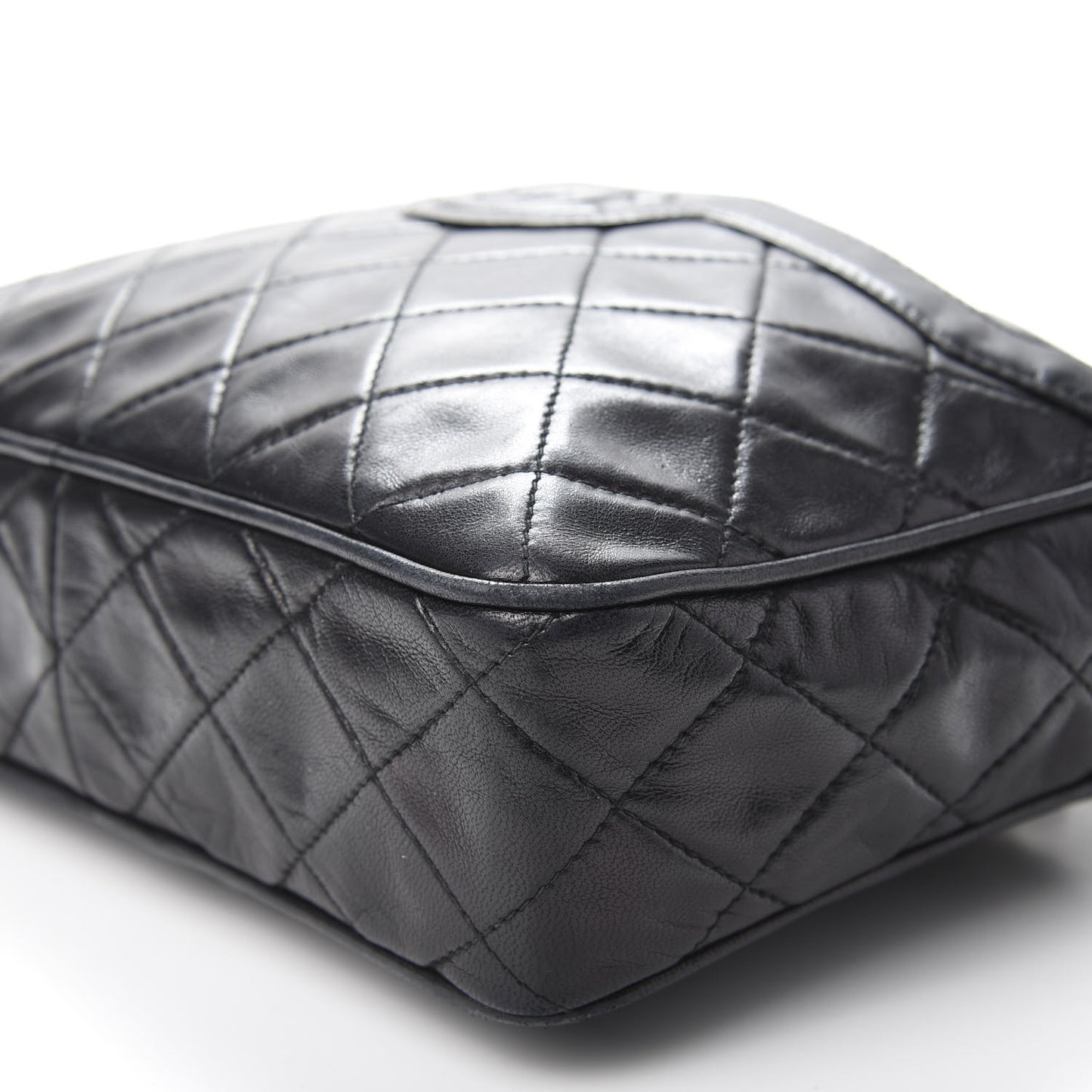 Lambskin Quilted CC Tassel Camera Case Black