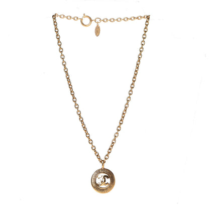 Chanel CC Sunburst Chain Pendant Necklace Gold 3 of 5