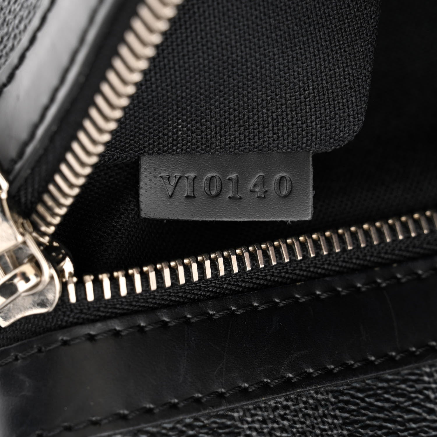Louis Vuitton Damier Graphite Thomas 7 of 11
