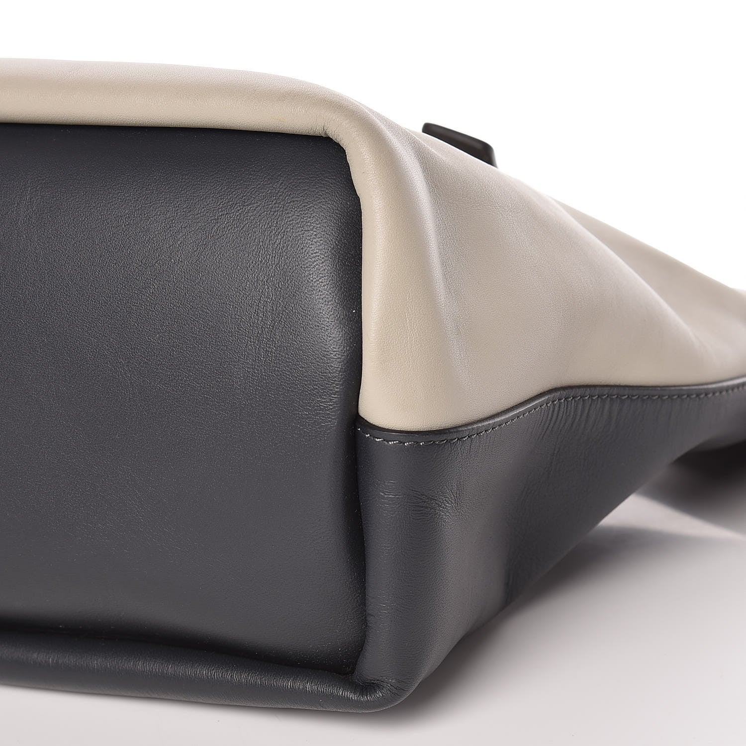 Chloe Smooth Calfskin Medium Baylee Tote Marshmallow 11 of 11