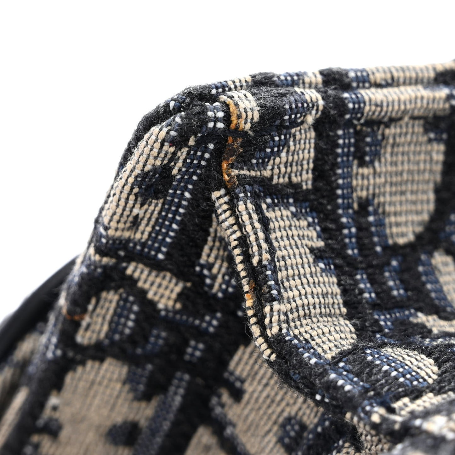 Oblique Saddle Chain Pouch Blue