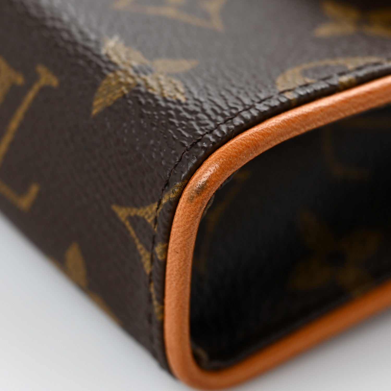 Louis Vuitton Monogram Pochette Florentine XS 11 of 11