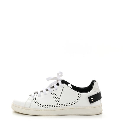 Valentino Garavani Calfskin Womens Backnet Sneakers 40 Black 1 of 10