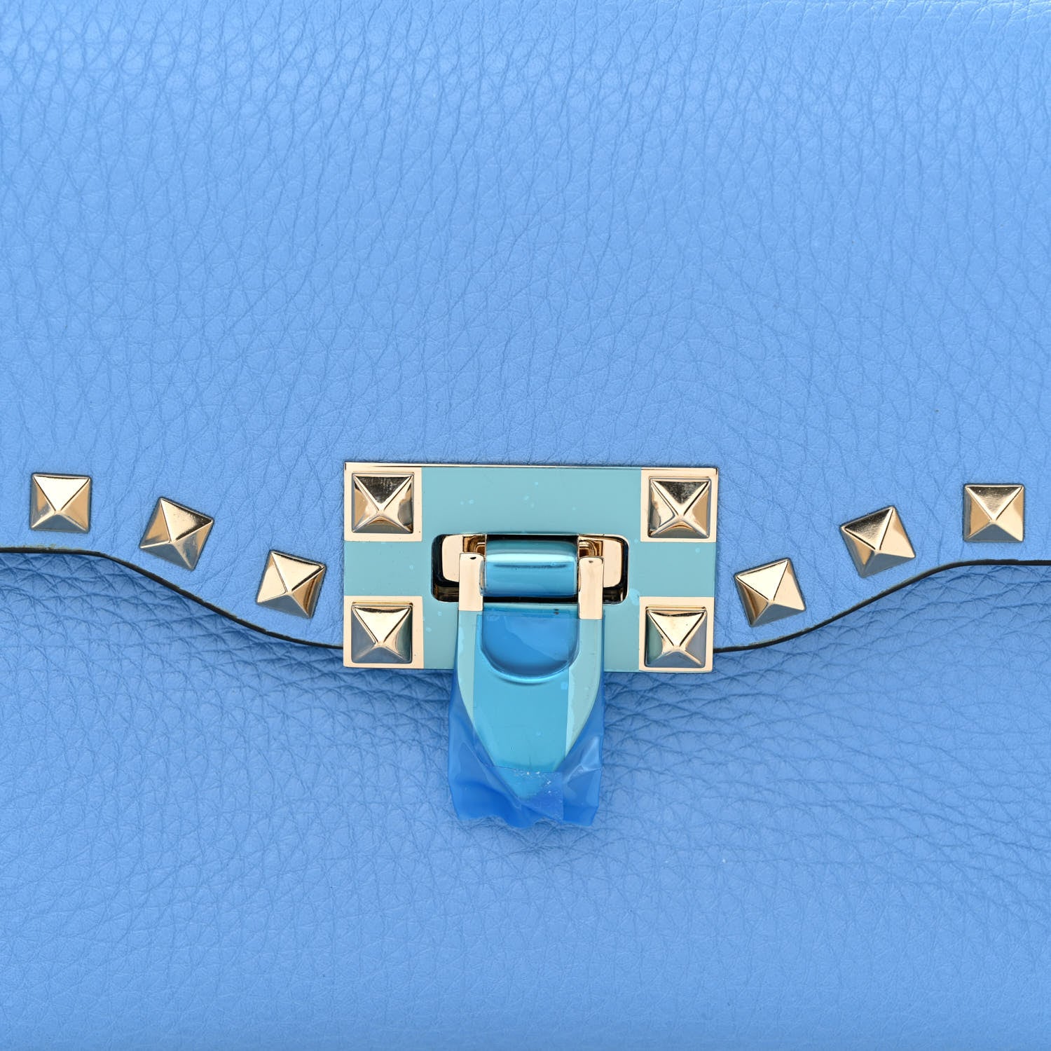 Valentino Garavani Pebbled Calfskin Medium Rockstud Flip Lock Crossbody Bag Denim 7 of 9