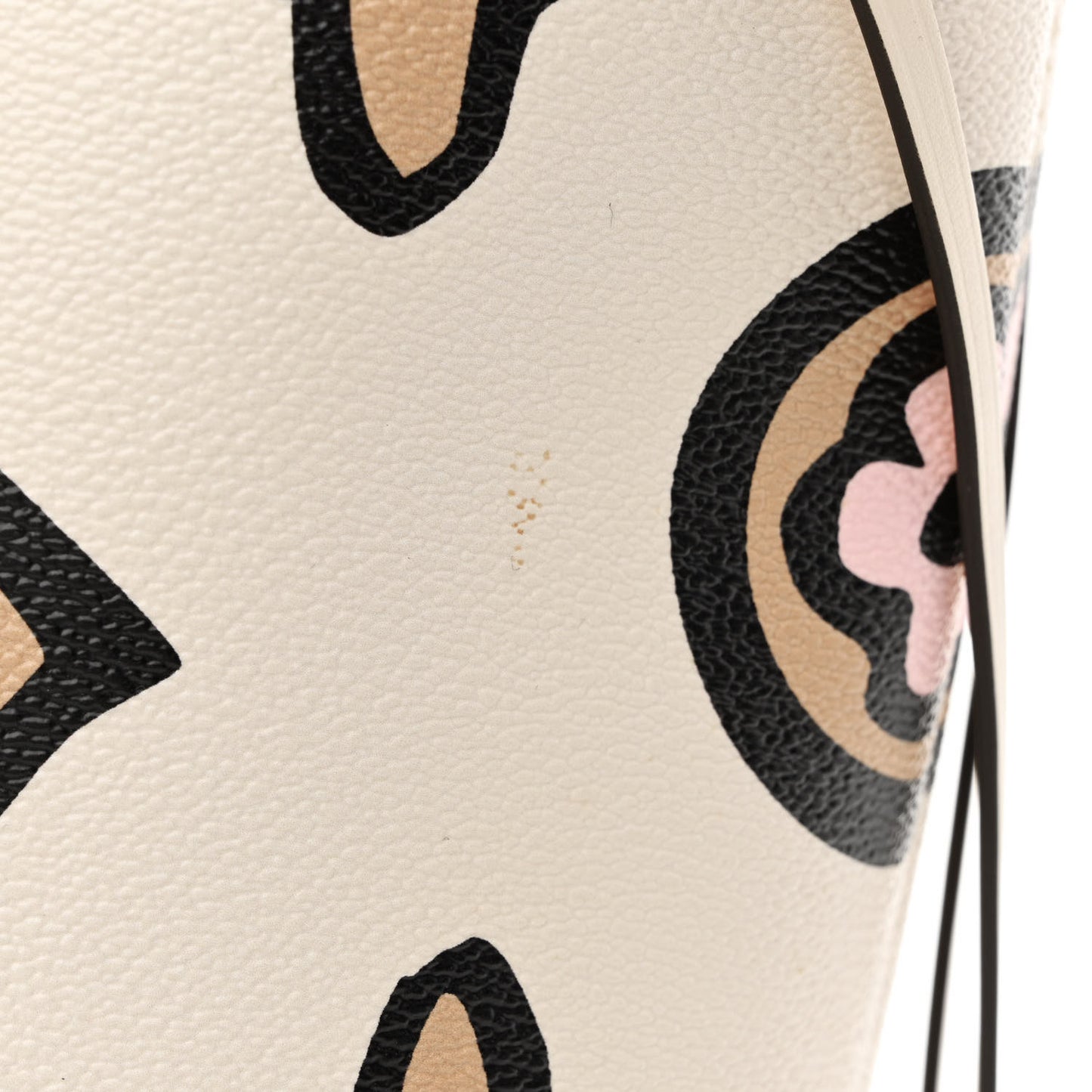 Monogram Giant Wild at Heart Neverfull MM Creme