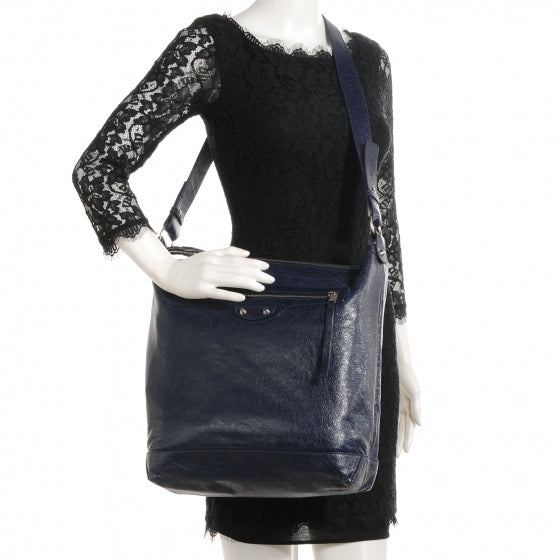 Balenciaga Agneau Mens Day Messenger Bleu Nuit 2 of 11